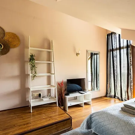Apartment Quiet Maisonette メ Spot Varna