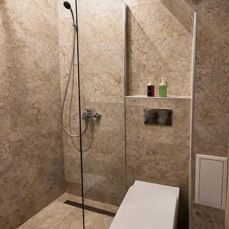 Quiet Maisonette メ Spot Apartment Varna