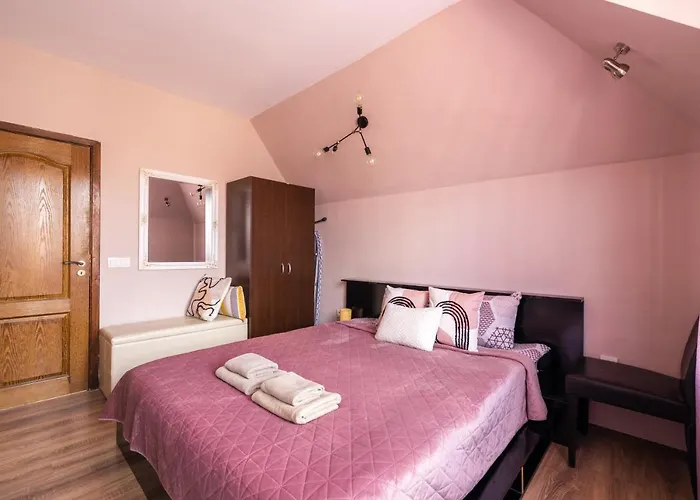 Quiet Maisonette メ Free Parking Varna