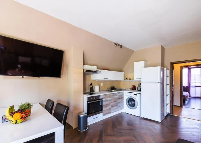 Quiet Maisonette メ Free Parking Apartment Varna