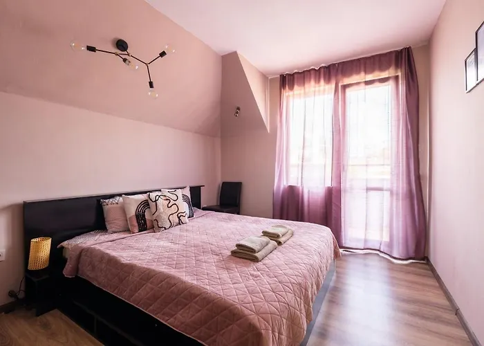Apartment Quiet Maisonette メ Free Parking Varna