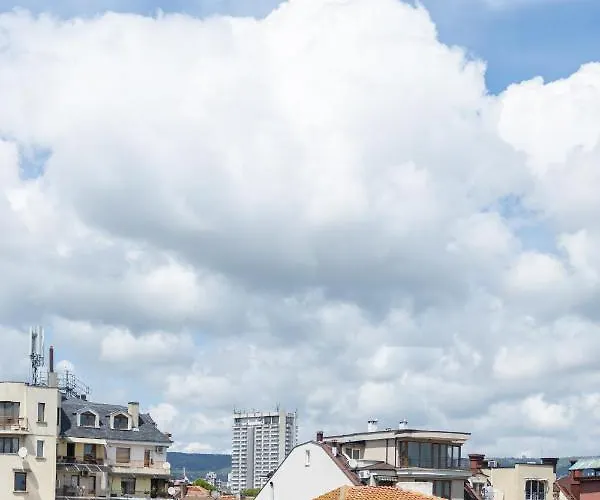 Quiet Maisonette メ Free Parking Apartment